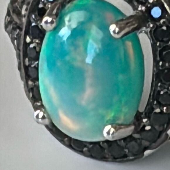 KJC 925 silver opal ring oval w/black spinel Sz 9 halo setting - Picture 8 of 9